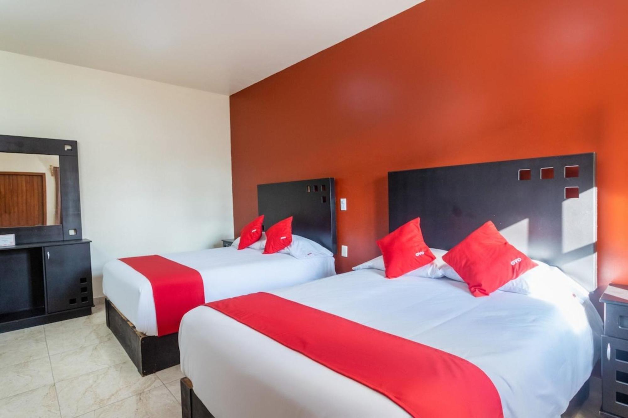 Oyo Hotel Emperadores Inn, Atlixco Luaran gambar