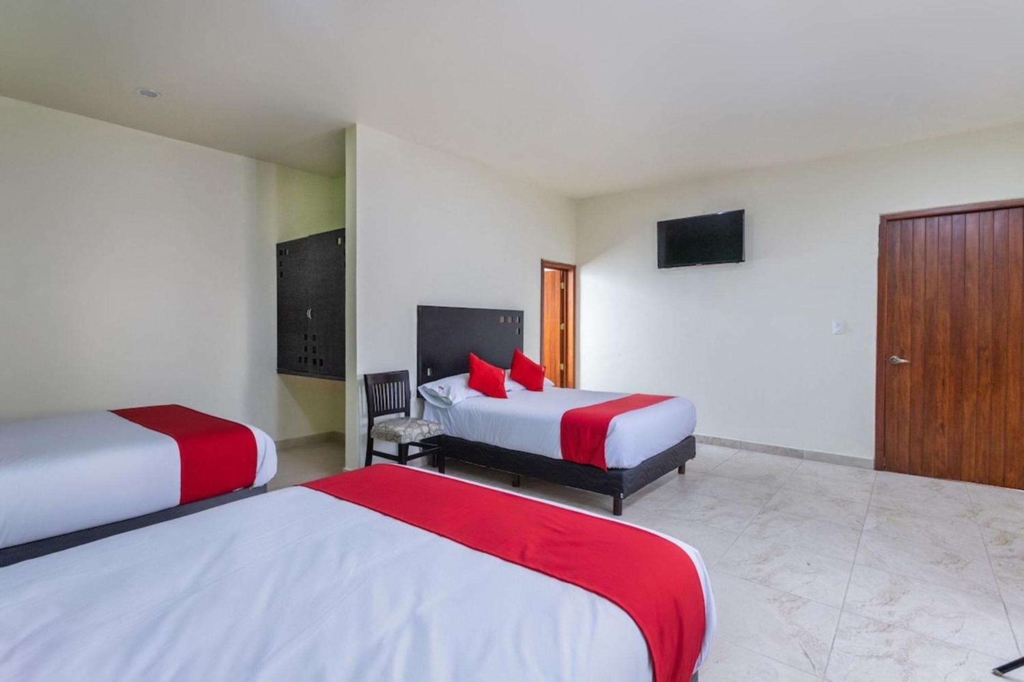 Oyo Hotel Emperadores Inn, Atlixco Luaran gambar
