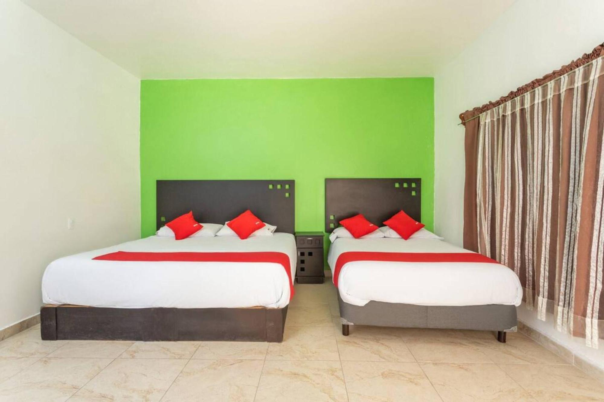 Oyo Hotel Emperadores Inn, Atlixco Luaran gambar